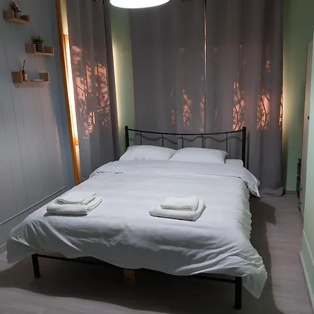 Artzie. έξοχικο με τεράστιο εξωτερικό χώρο. *