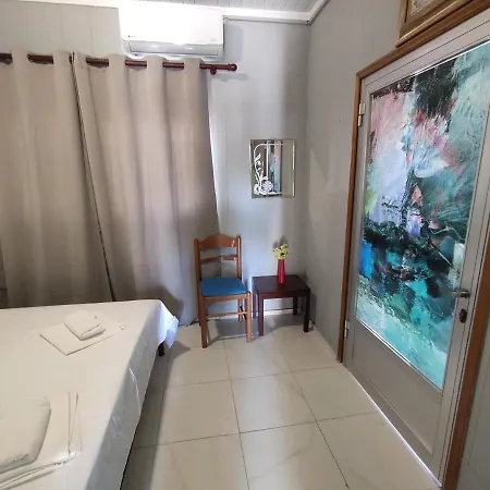 Holiday home Artzie. έξοχικο με τεράστιο εξωτερικό χώρο.