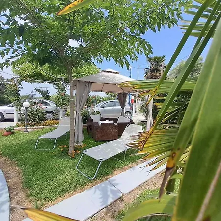 Holiday home Artzie. έξοχικο με τεράστιο εξωτερικό χώρο. *
