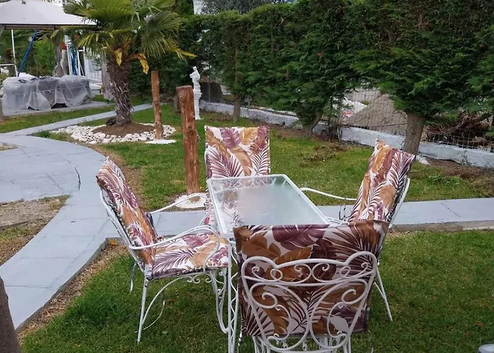 Artzie. έξοχικο με τεράστιο εξωτερικό χώρο. 度假居