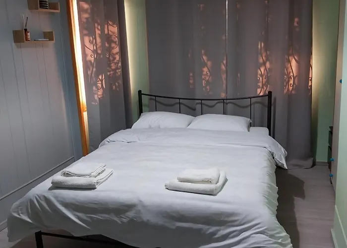 Artzie. έξοχικο με τεράστιο εξωτερικό χώρο. *