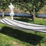 Casa vacanze Artzie. έξοχικο με τεράστιο εξωτερικό χώρο. Nea Kallikrateia
